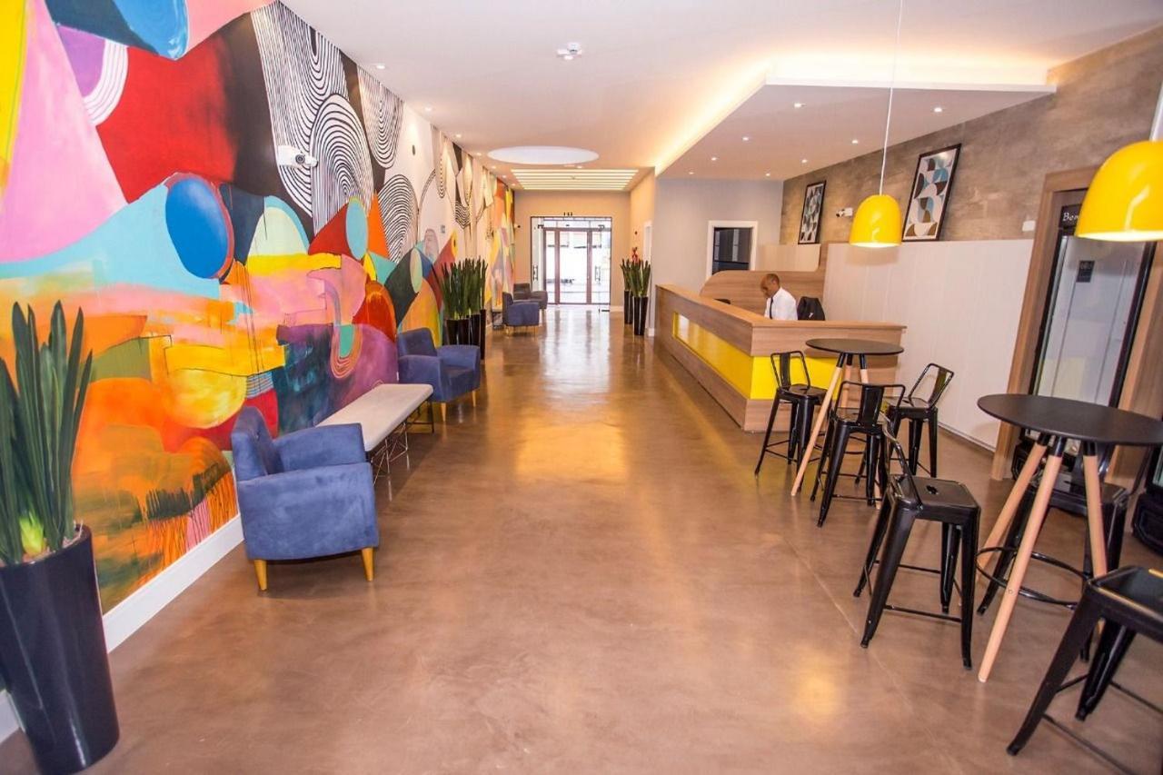 Studio Completo Com Escritorio - All1218 Curitiba Ngoại thất bức ảnh